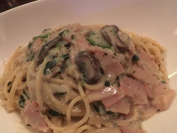 クリームパスタ