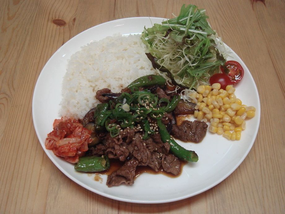 牛やきにくライス（1000円）