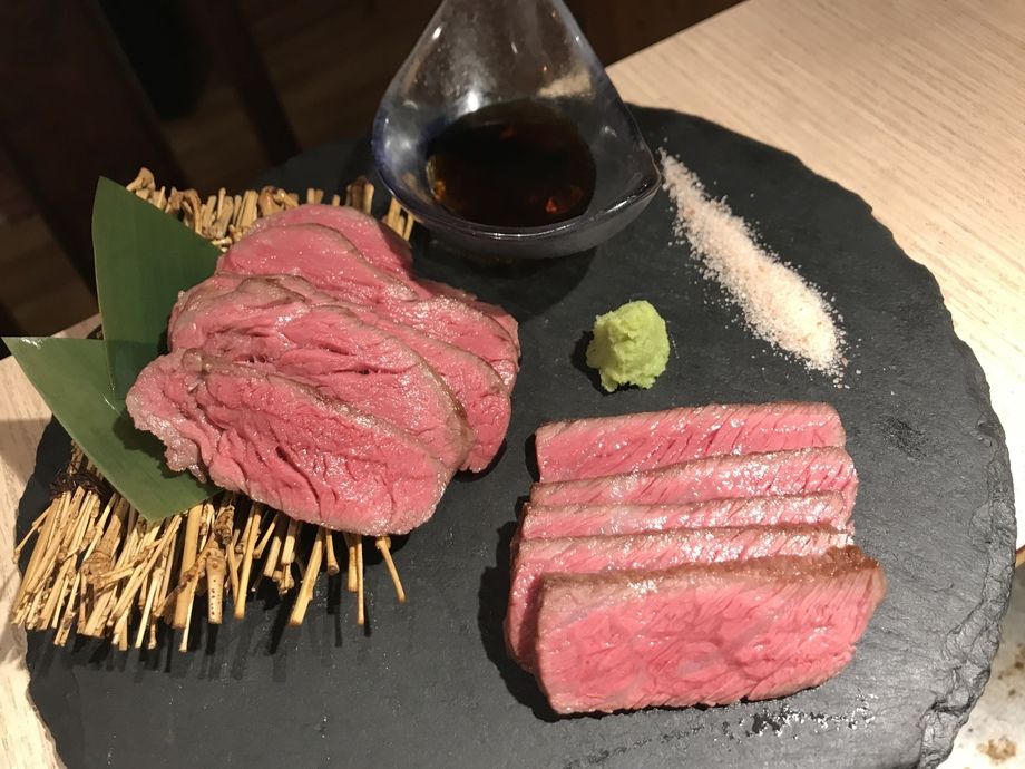 赤城牛二種盛り合わせ(ランプ・イチボ)