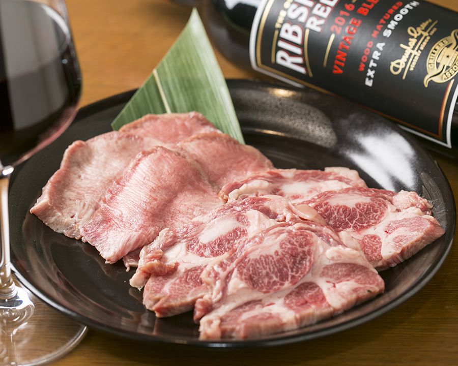 伊万里牛特選塩タン