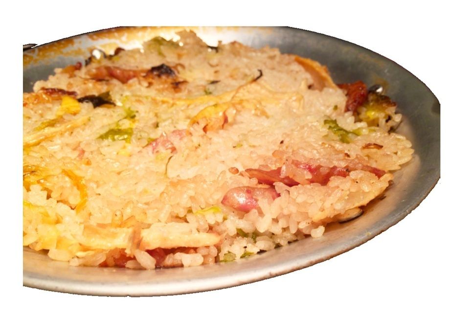 日替わりパエリャ(イカ墨/サモーラ/ミルク焼き他)（880円(ハーフsize500円)）