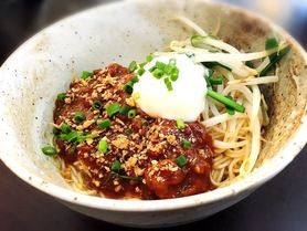 旨辛！マーラー麺