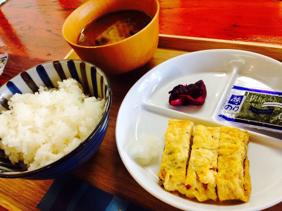 朝: だし巻きたまご定食（360）