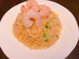 一味違う！エビチャーハン