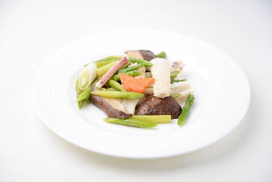 イカの野菜炒め（880円　税別）