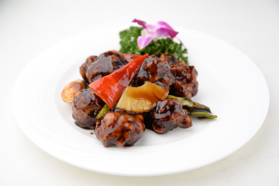 黒酢酢豚（980円　税別）