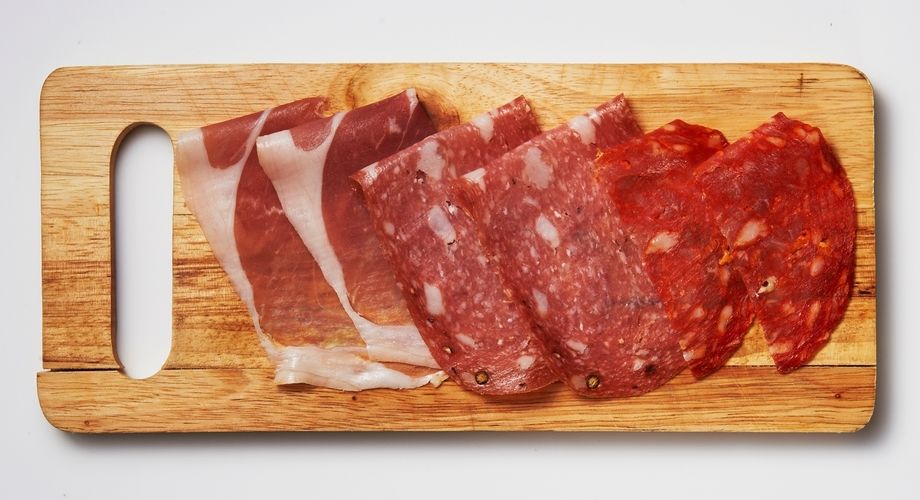 生ハム・サラミ３種盛り合わせ