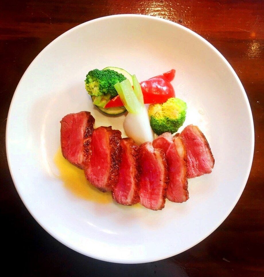 鴨肉のロースト　オレンジソース