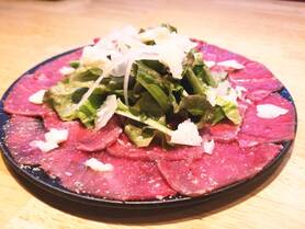 十勝ハーブ牛カルパッチョ