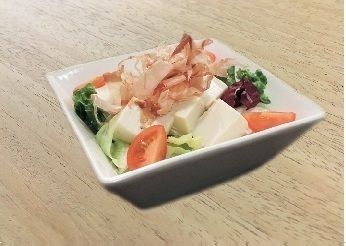 豆腐サラダ