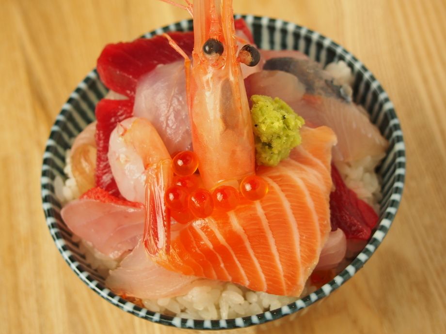 浜の漁師の賄い丼