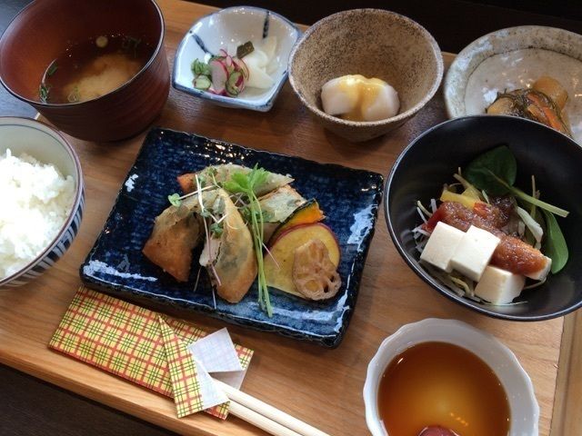 一汁五菜ランチ