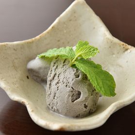 黒胡麻アイス