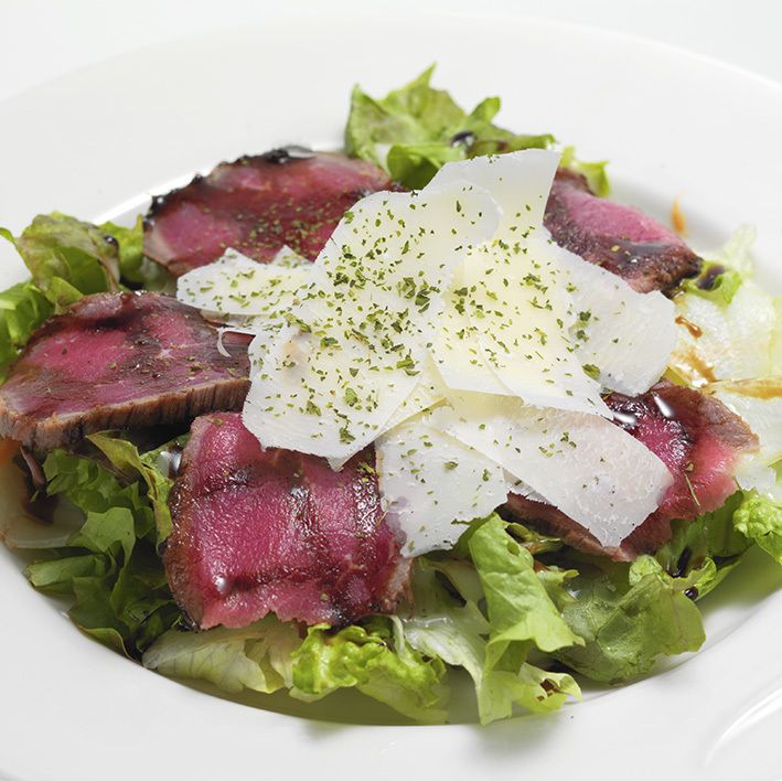 牛肉のサラダ タリアータ