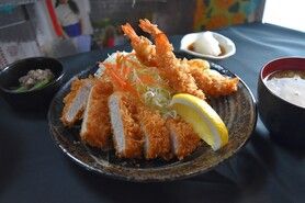 嬉嬉豚ロースとんかつ×肉巻きエビフライ定食