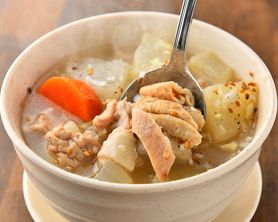 ヤミ市から煮込まれ続けたスープ（嘘。。。普通にちゃんと作ってます）