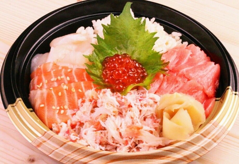 贅沢海鮮丼