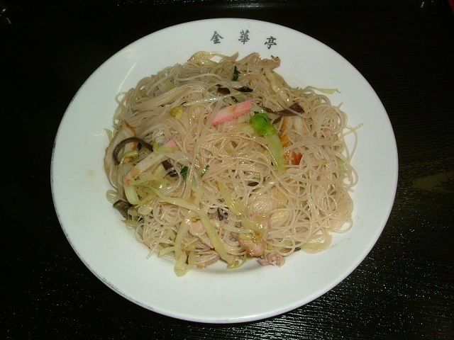 焼きビーフン（550円）