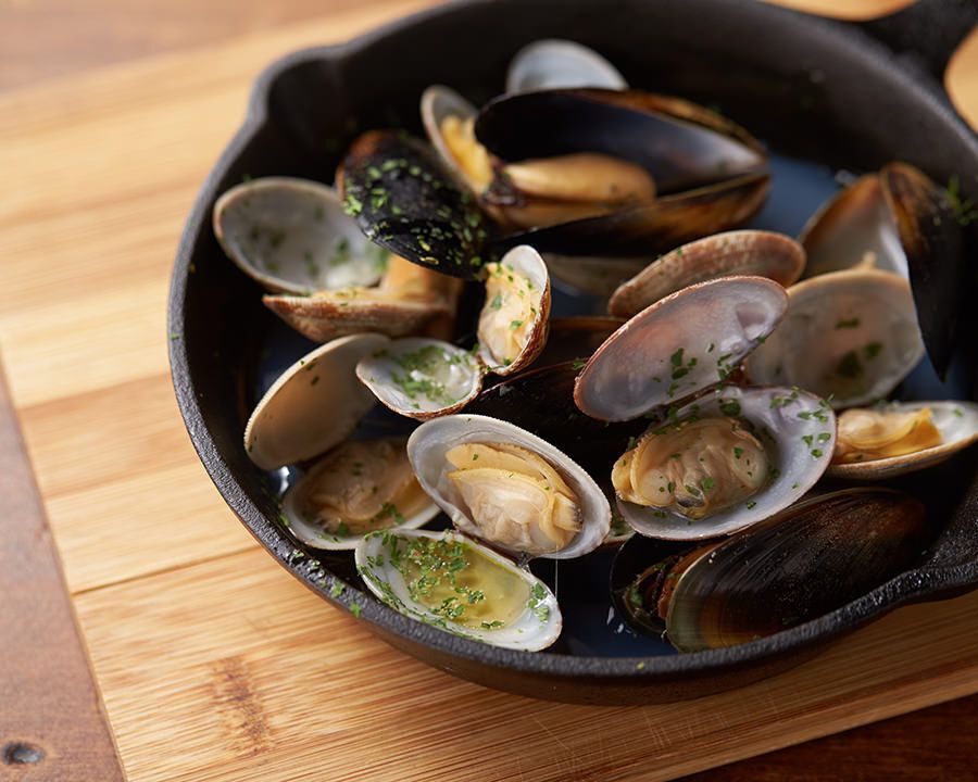 ムール貝とあさりのワイン蒸し（￥７８０）