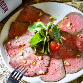 宮崎霧峰牛ローストビーフ  