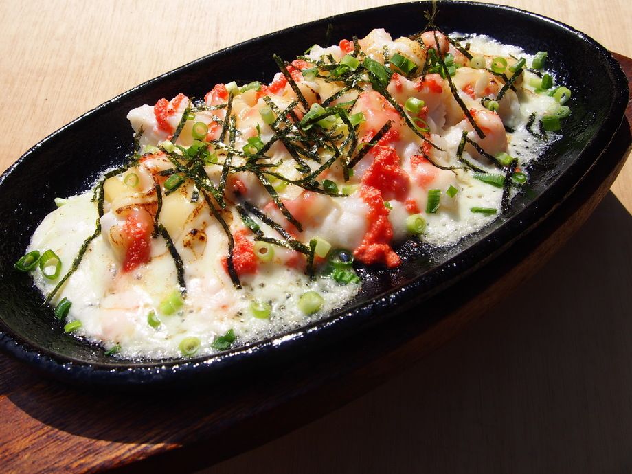 明太ポテトの鉄板チーズ焼き