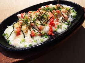 明太ポテトの鉄板チーズ焼き