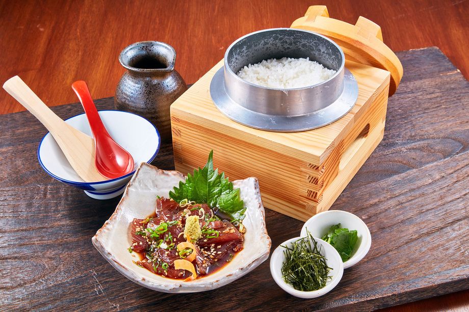 【おすすめ】鰹の漬け飯（700）