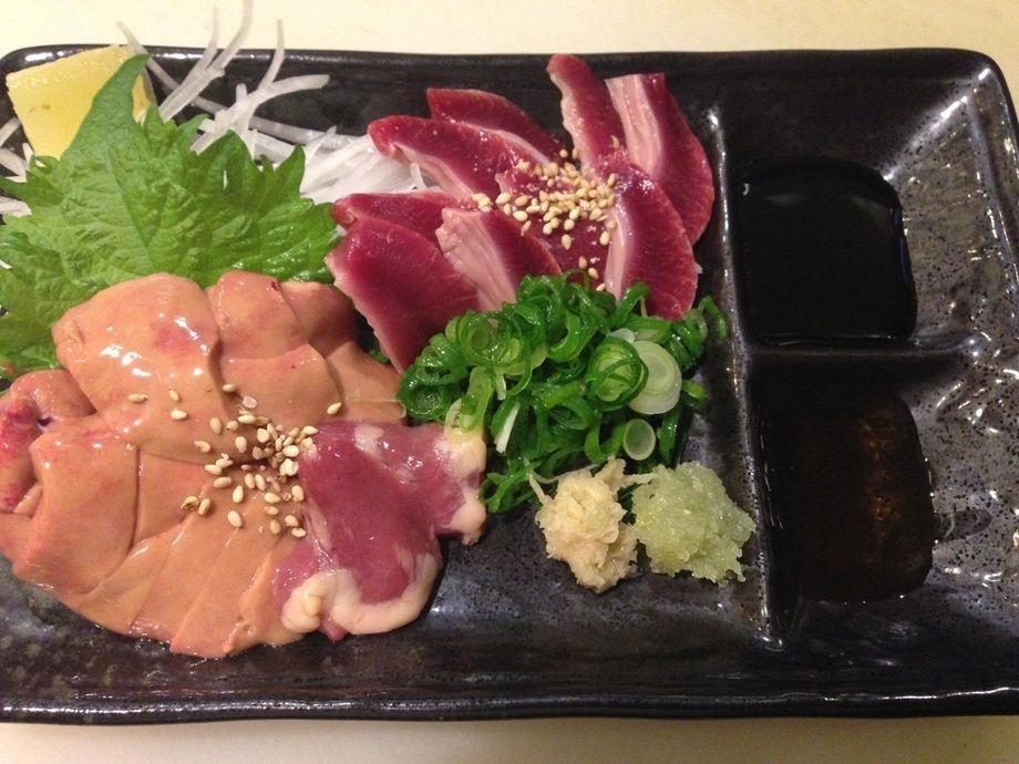 地鶏三種お造り盛り