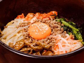 石焼ビビンバ
