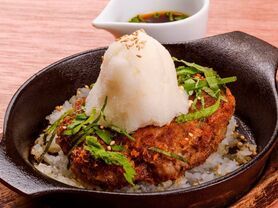 特製黒毛和牛ハンバーグ（和風おろし）