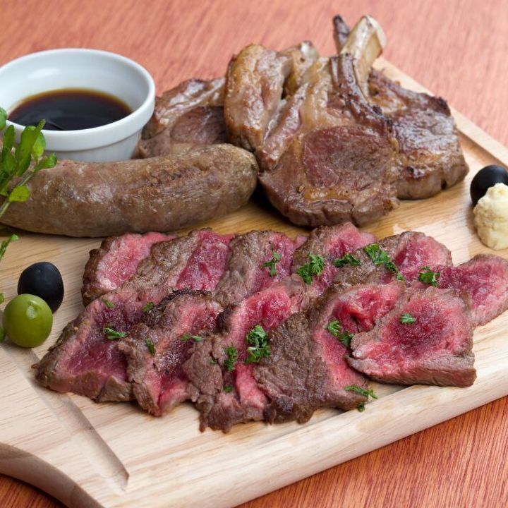 本日の肉おまかせ（2人前から）