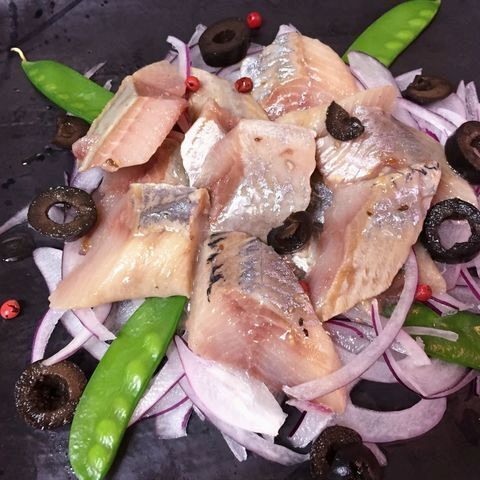 トロニシンの塩漬けカルパッチョ