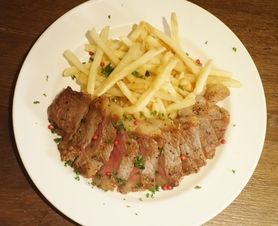 贅沢！！牛サーロインステーキとフライドポテト