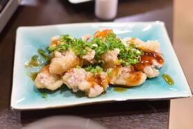 豚足の竜田揚げ黒酢掛け