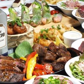 美味しく、楽しくパーティーコース 飲み放題付3時間(金土2時間）\2980(税別)