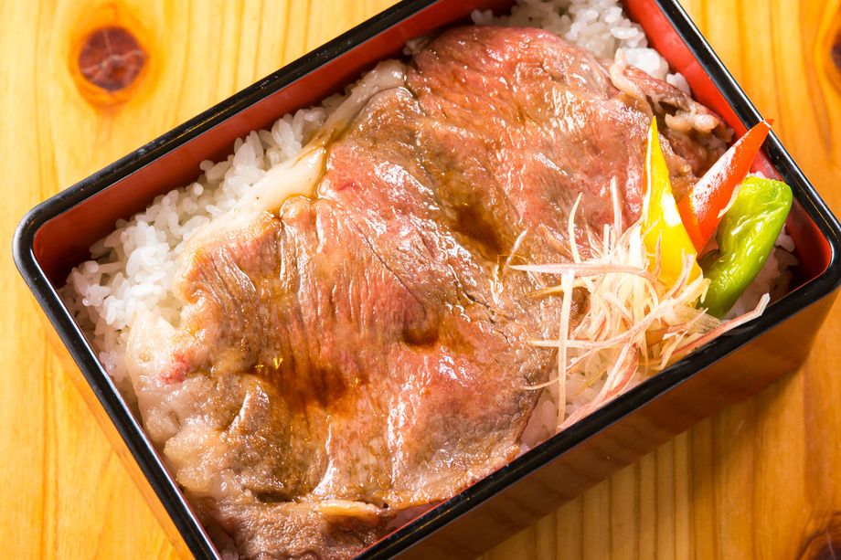 大和牛まぶし御膳 ～サーロインしぐれ～