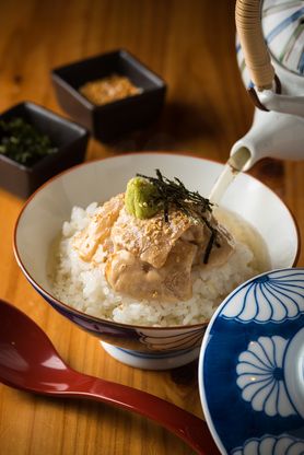 真鯛のごま和えのお茶漬け