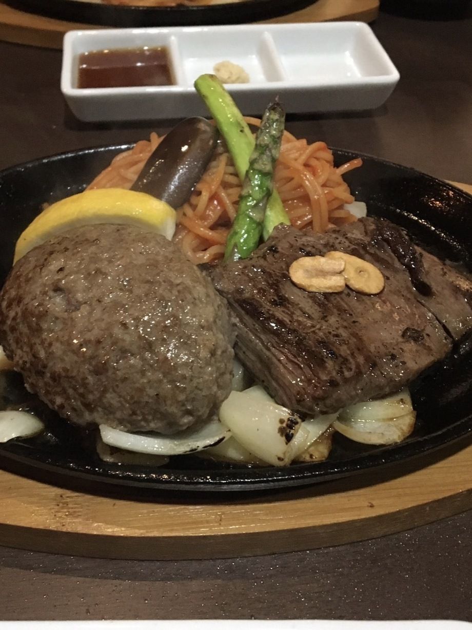 ハンバーグ✖️ハラミステーキ100g