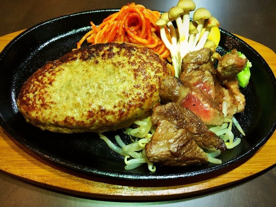 ハンバーグ×サーロインステーキ１００ｇ