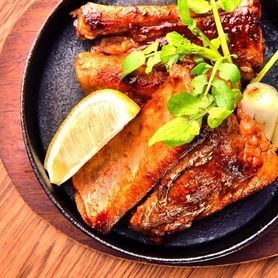 とろ旨！絶品スペアリブ～ガーリックソース～