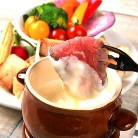 おすすめ追加ＭENU★ローストビーフフォンデュが楽しめる♪『チーズフォンデュソース 』