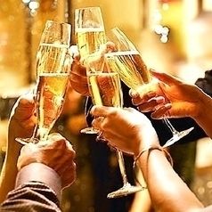 アニバーサリーコース』お祝いの定番！豪華ホールケーキ付♪3時間飲み放題付【9品】3480円