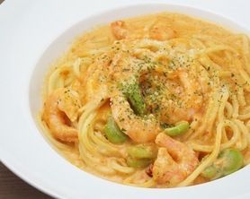 小海老のトマトクリームソース 