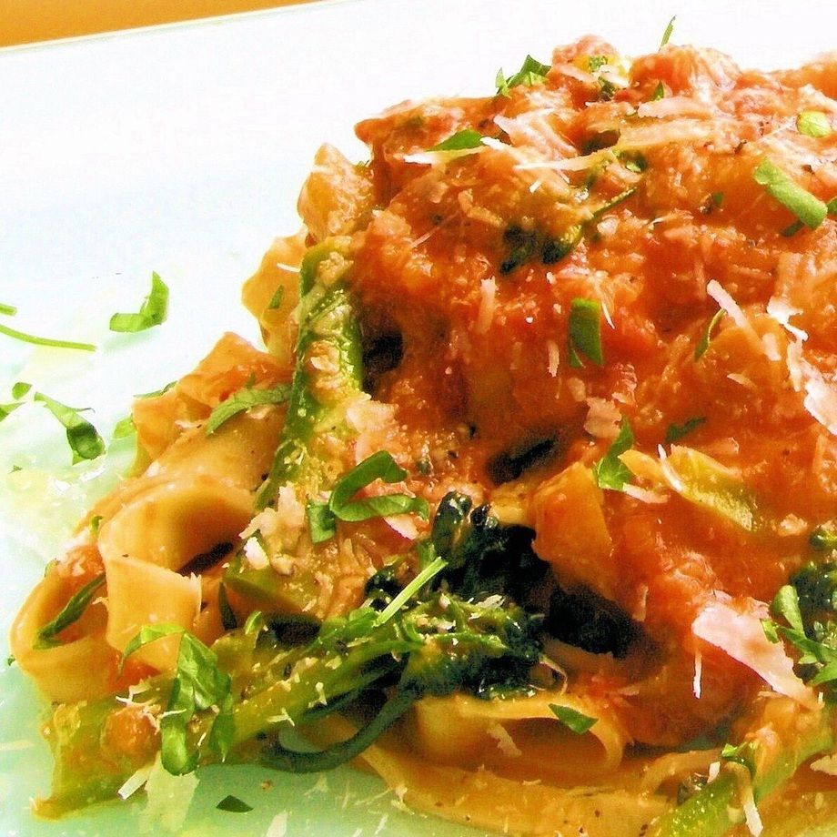 ずわい蟹のトマトクリームソース