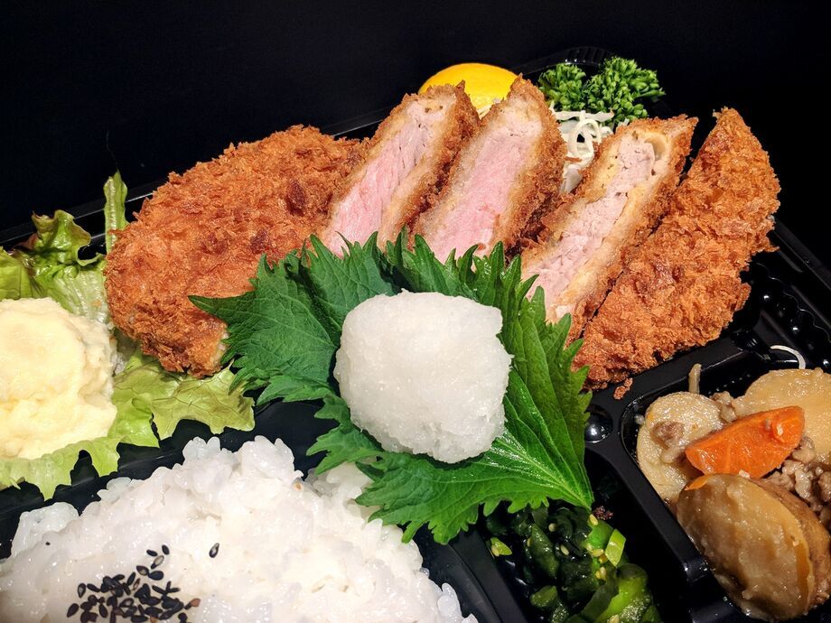 みぞれ豚フィレカツ弁当（1400）