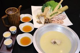 名物 IPPO特製水炊き　※2人前～ 名物 IPPO特製水炊き　※2人前～