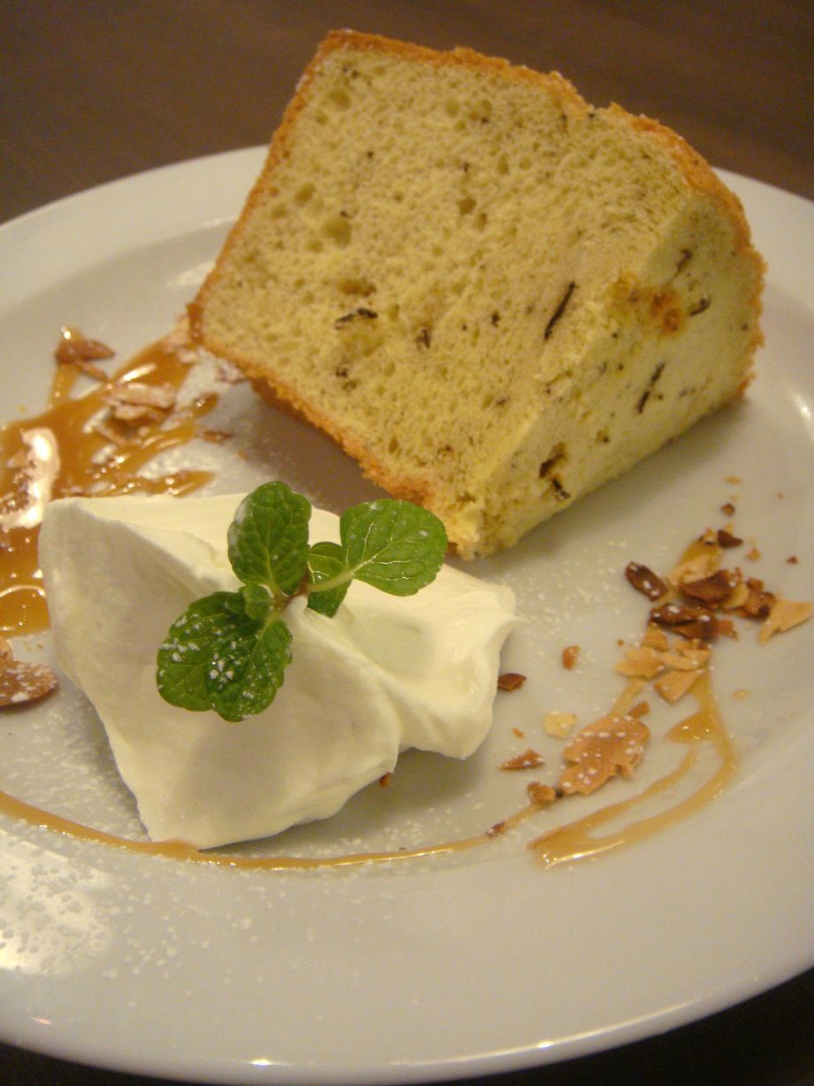 本日のシフォンケーキ