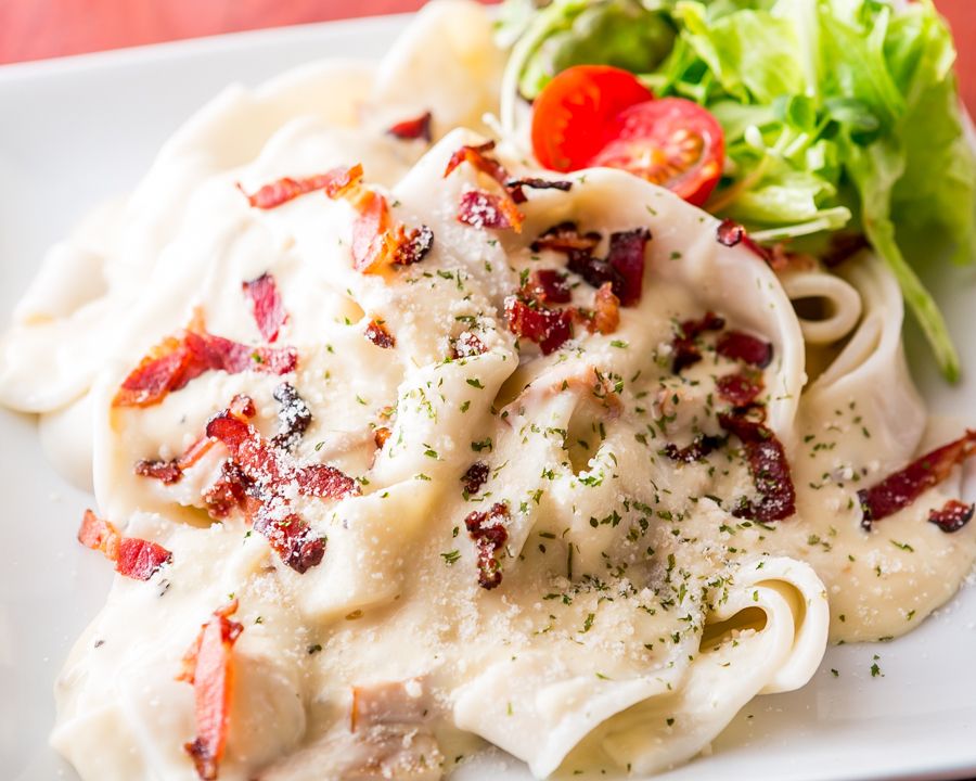 ほうとうのカルボナーラ（1058円）