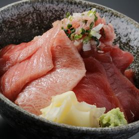 最強まぐろ丼 Bluefin Tuna & Toro Bowl