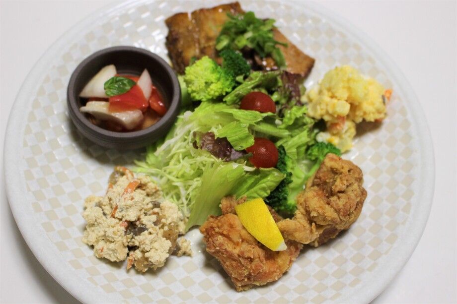 レディースプレート（650円）